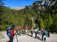 013 - erster Blick zu unserem hoechsten Ziel , die Messnerin