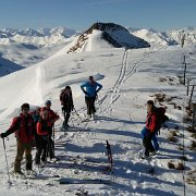 083 die zweite Abfahrt kann beginnen, mit letztem Blick zum Grossglockner, hinterm letztenStipfel