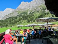 003 vor der ersten Wanderung noch ein Kaffee