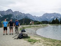 040 wir besuchen den Speicherteich in Natrun 1253 m mit Blick zum Hochkoenig und Steineren Meer